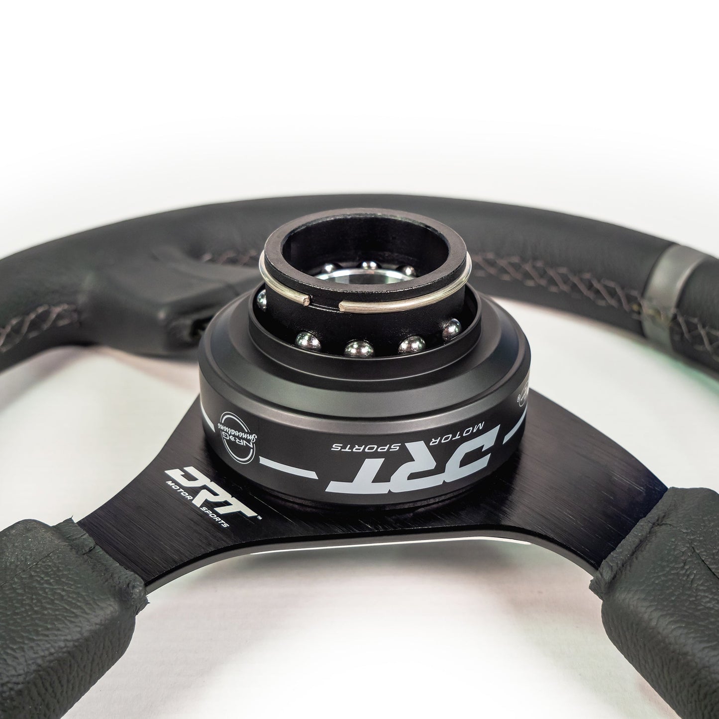 Universal 6-Bolt quick release steering wheel adapter installed