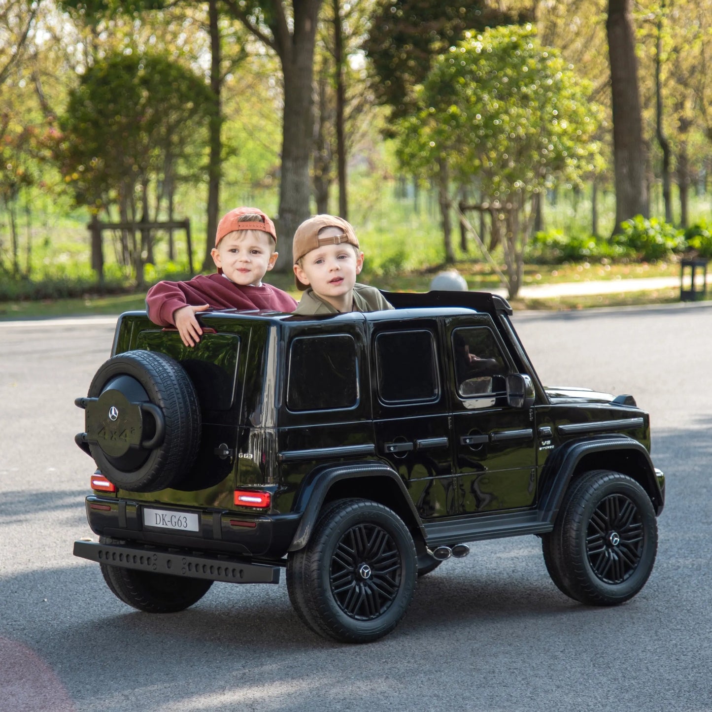 Licensed 2x24V Mercedes Benz G-Wagon 2-Seater Kids Ride-On Car
