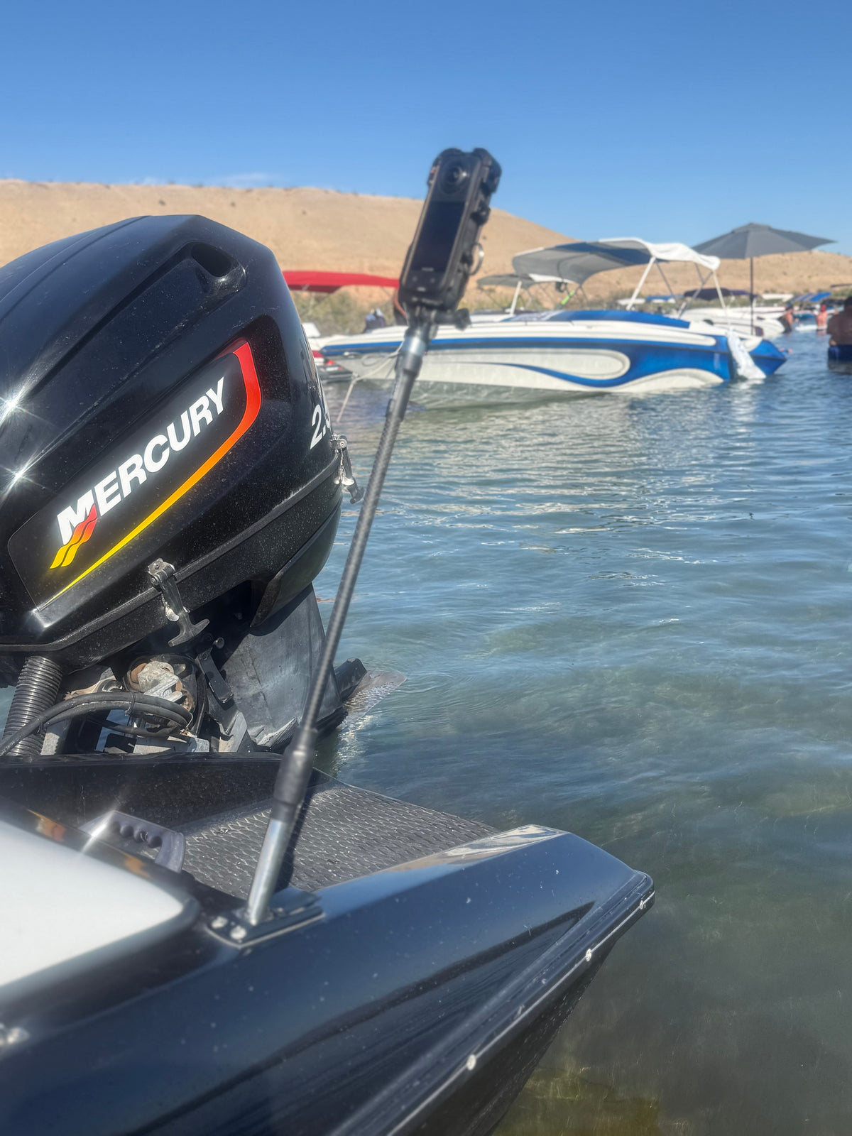 MWHIPS BOAT CAMERA STERN WHIP