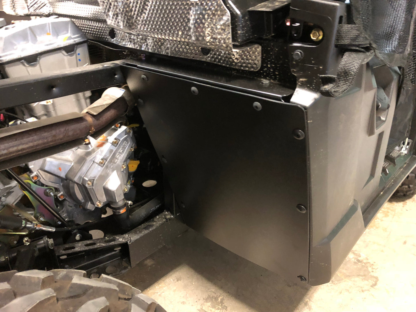Trail Armor Ranger Midsize 570, Ranger Midsize 570 Crew and Ranger Midsize 500 Underbed Mud Shield with Fender Extensions
