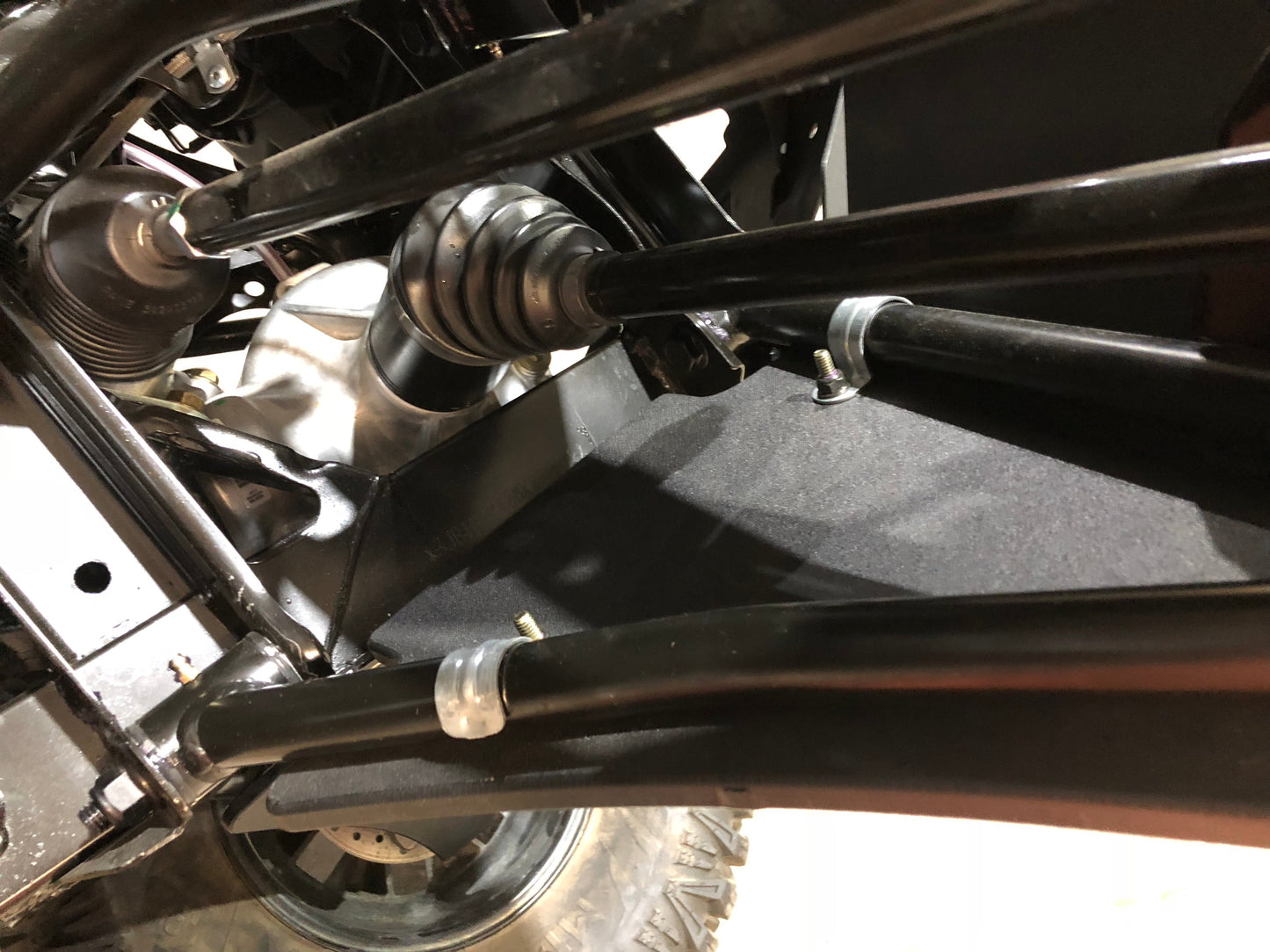 Trail Armor Can Am Maverick Sport, Maverick Sport DPS, Maverick Sport Max DPS, Commander DPS 1000, Commander Max DPS 1000, Commander DPS 700, Commander XT 700, Commander Max DPS 700, Commander Max XT 700 iMpact A-Arm Guards
