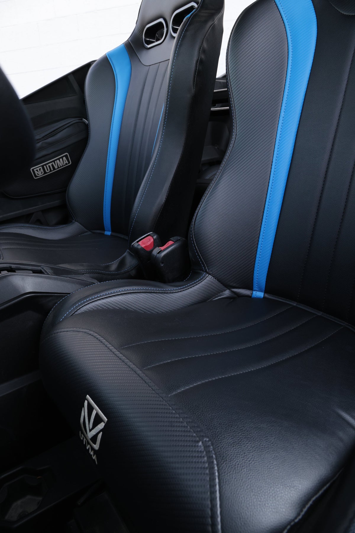 "Weekender" Series Pair of Front Suspension Bucket Seats Commander/ Commander Max  (2021+)