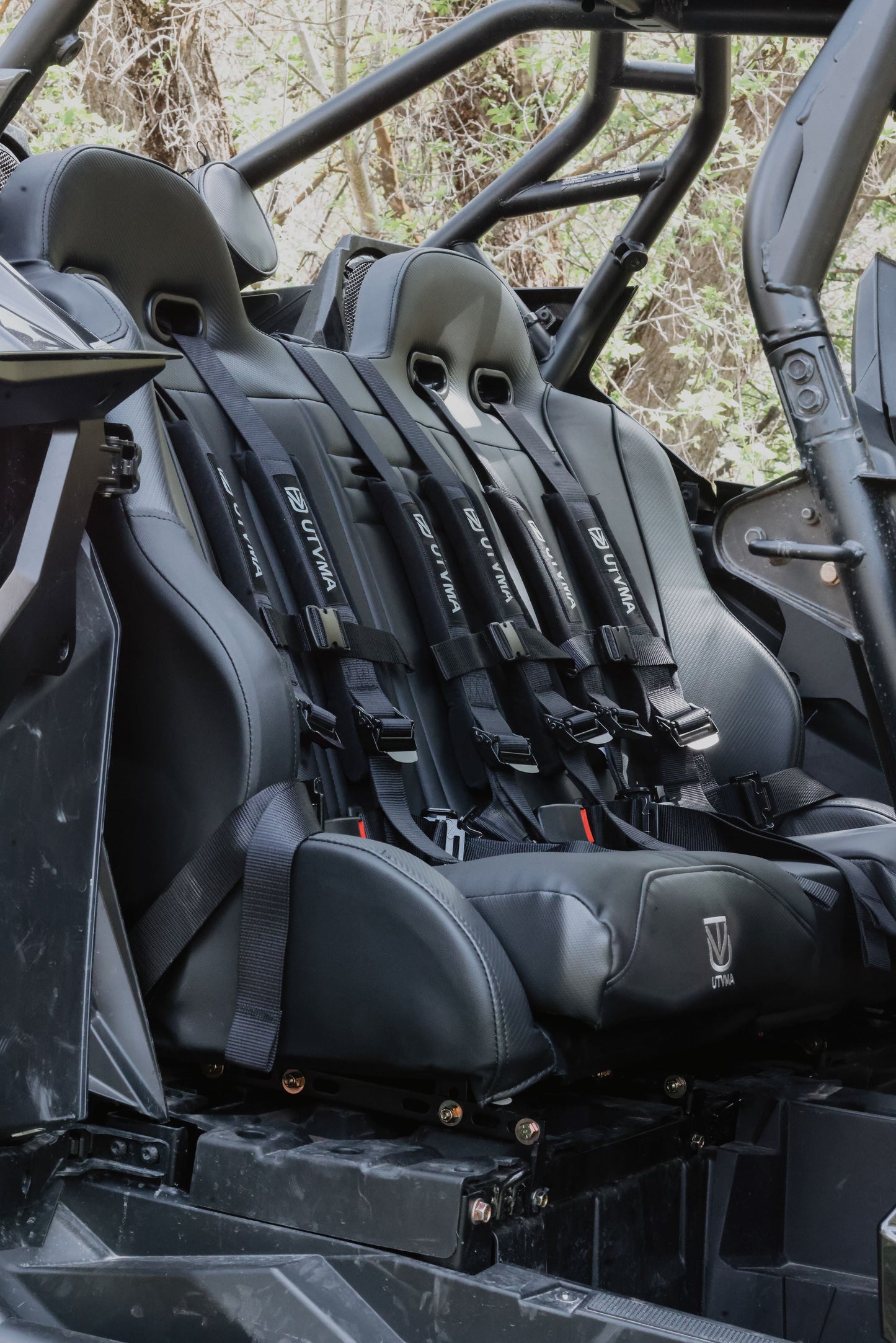 RZR PRO R Rear Bench Seat W Harnesses (2025+)