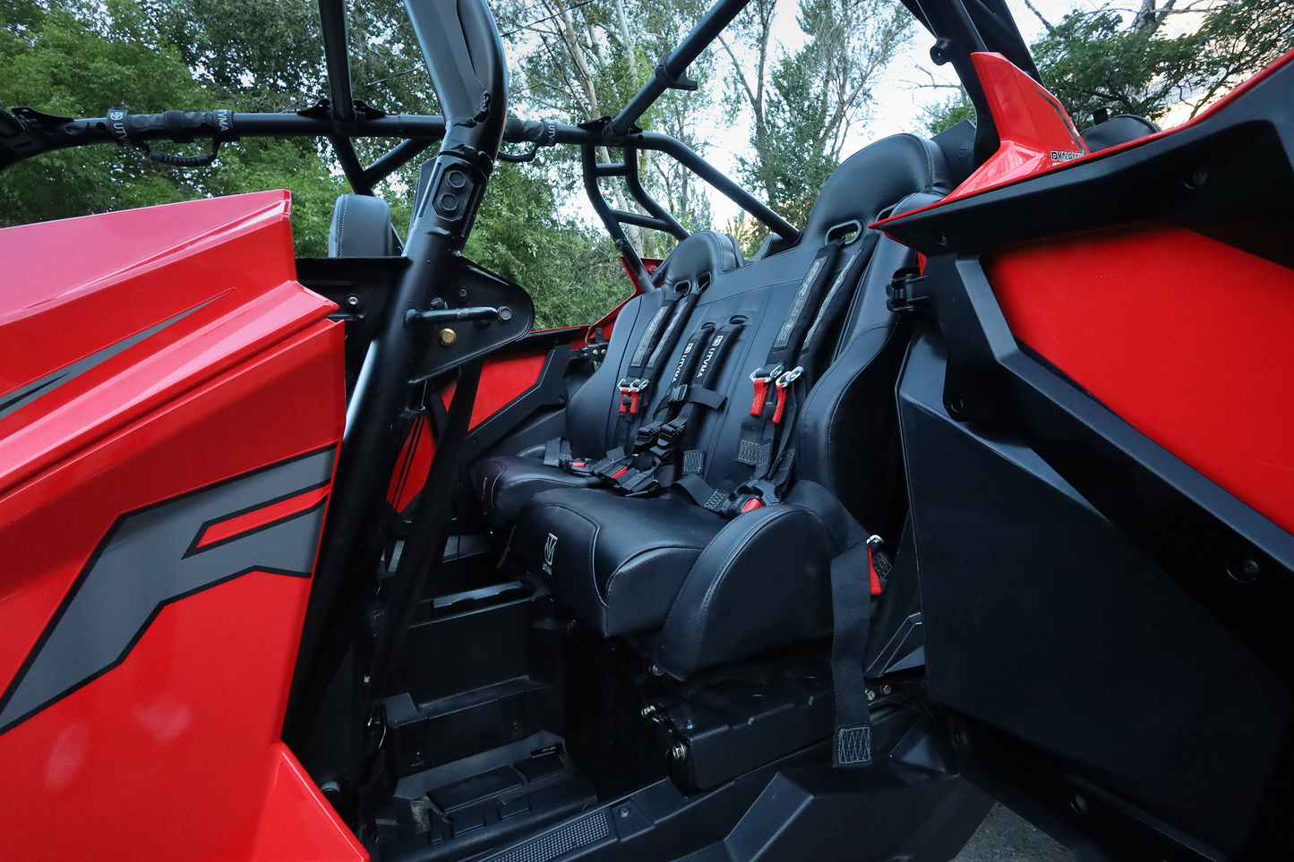 RZR PRO S Rear Bench Seat W Harnesses (2025+)
