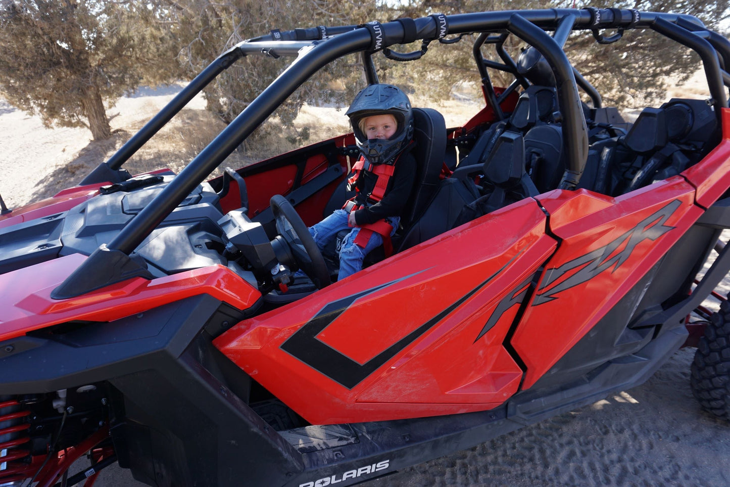 RZR 4 PRO R Front Bump Seat (2025+)